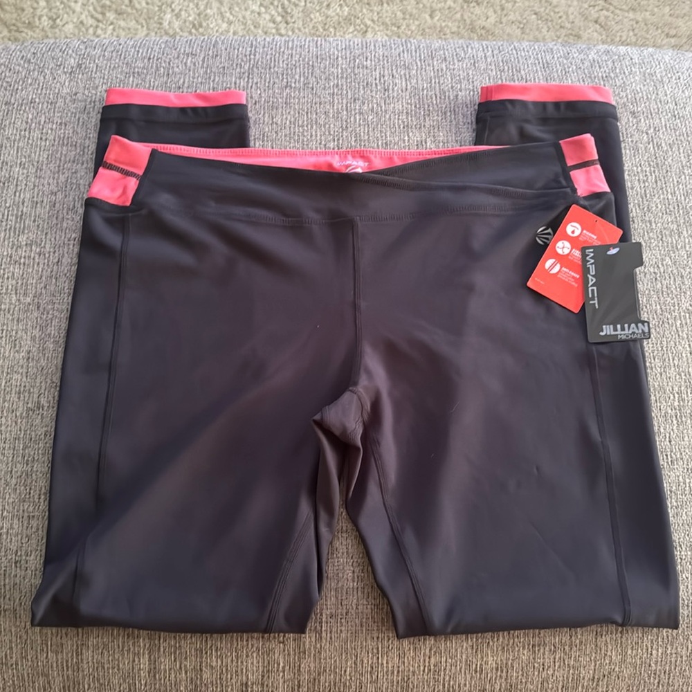 Yoga capri pants n top